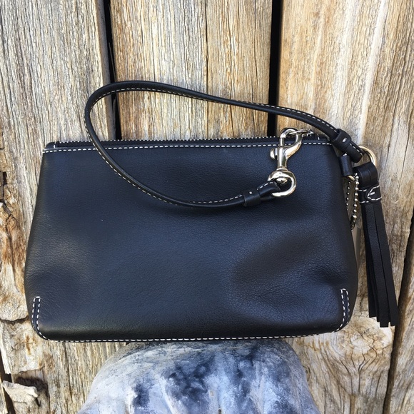 Coach Vintage Y2K Legacy Wristlet Leather Black - Picture 4 of 16